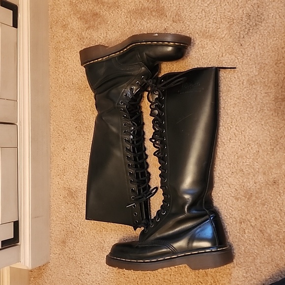 Dr. Martens 20 eyes 9663 Moto Lace-up Boots - Picture 14 of 16